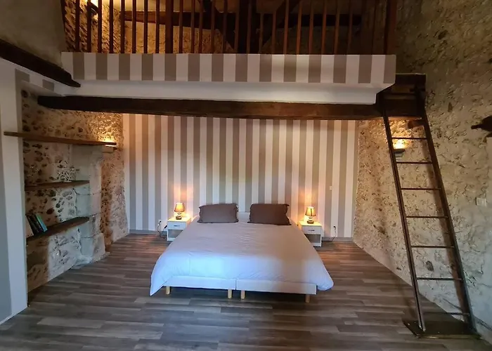 Maison Restauree 6 Personnes Au Coeur Du Perigord * Sourzac
